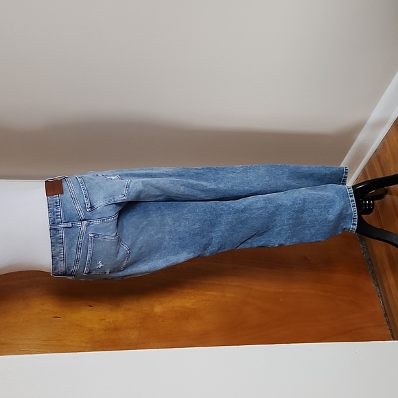 Lucky Brand mid rise distressed jeans size 8/29R - Picture 2 of 3